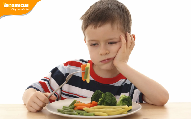 trẻ chậm nói do chế độ ăn thiếu dinh dưỡng
