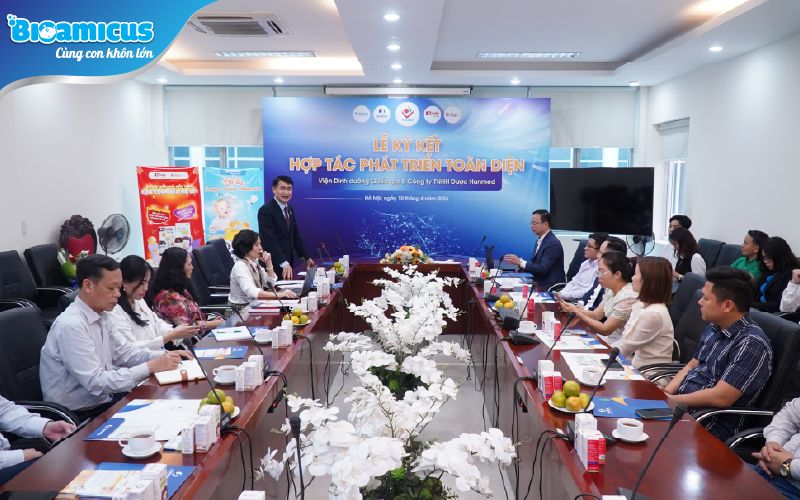 PGS. TS Trần Thanh Dương – Viện trưởng Viện Dinh dưỡng phát biểu khai mạc