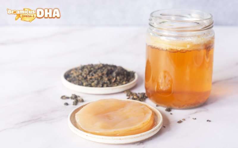 Uống nước gì tốt cho não - Trà kombucha