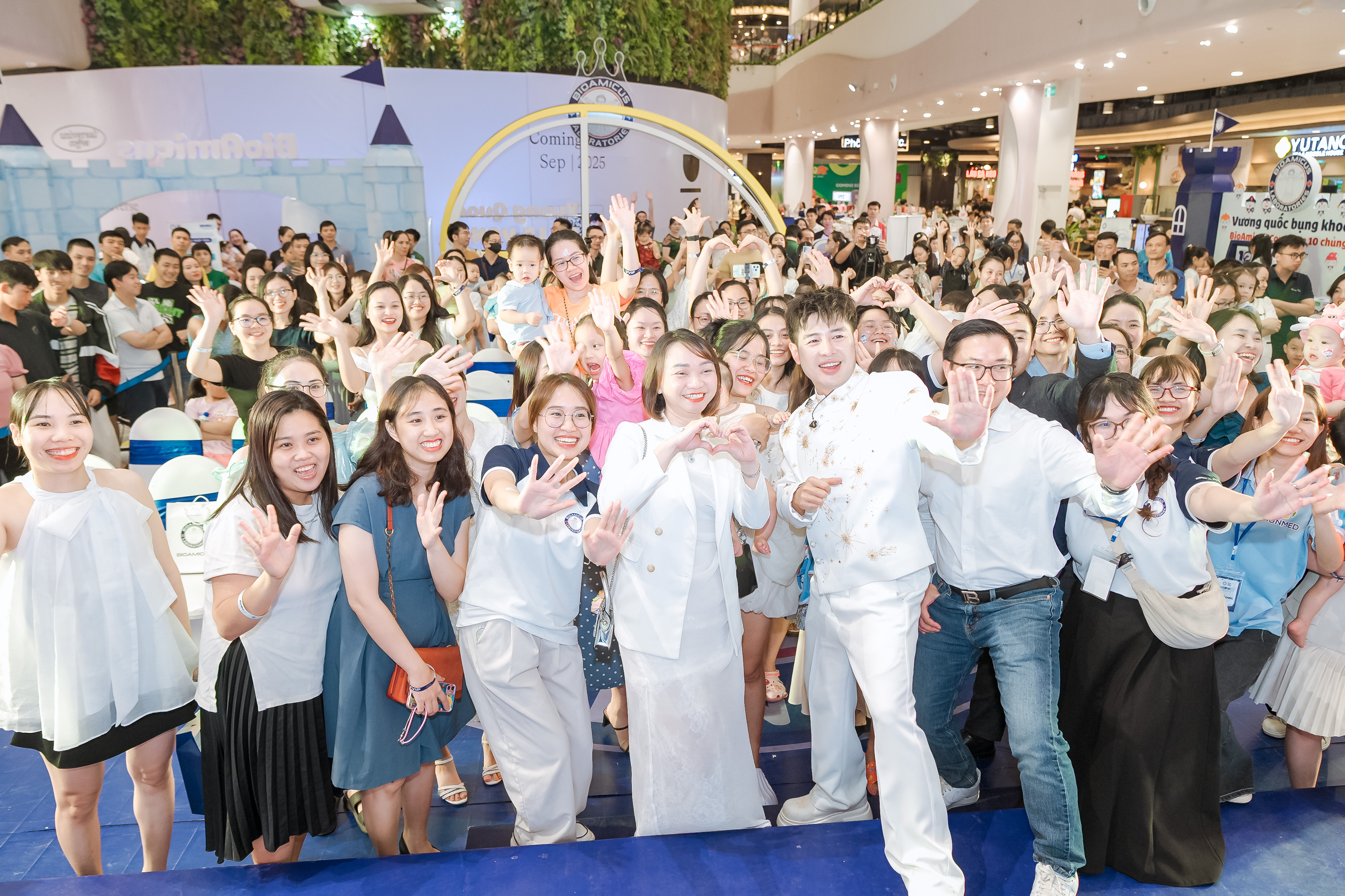 bùng nổ đêm tiệc cùng hoàng tử Vpop