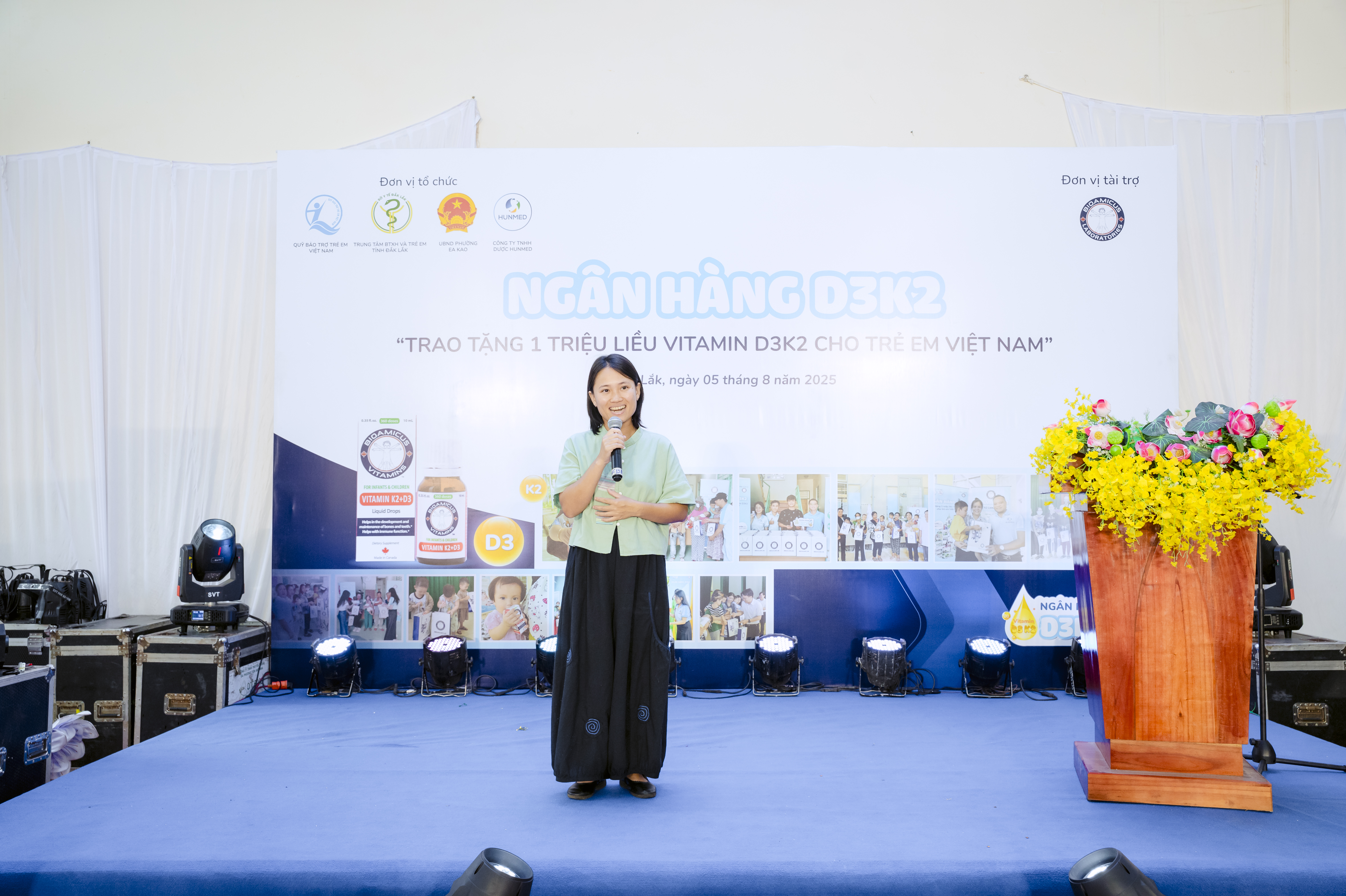 Tiktoker An Đen chia sẻ tại buổi trao tặng