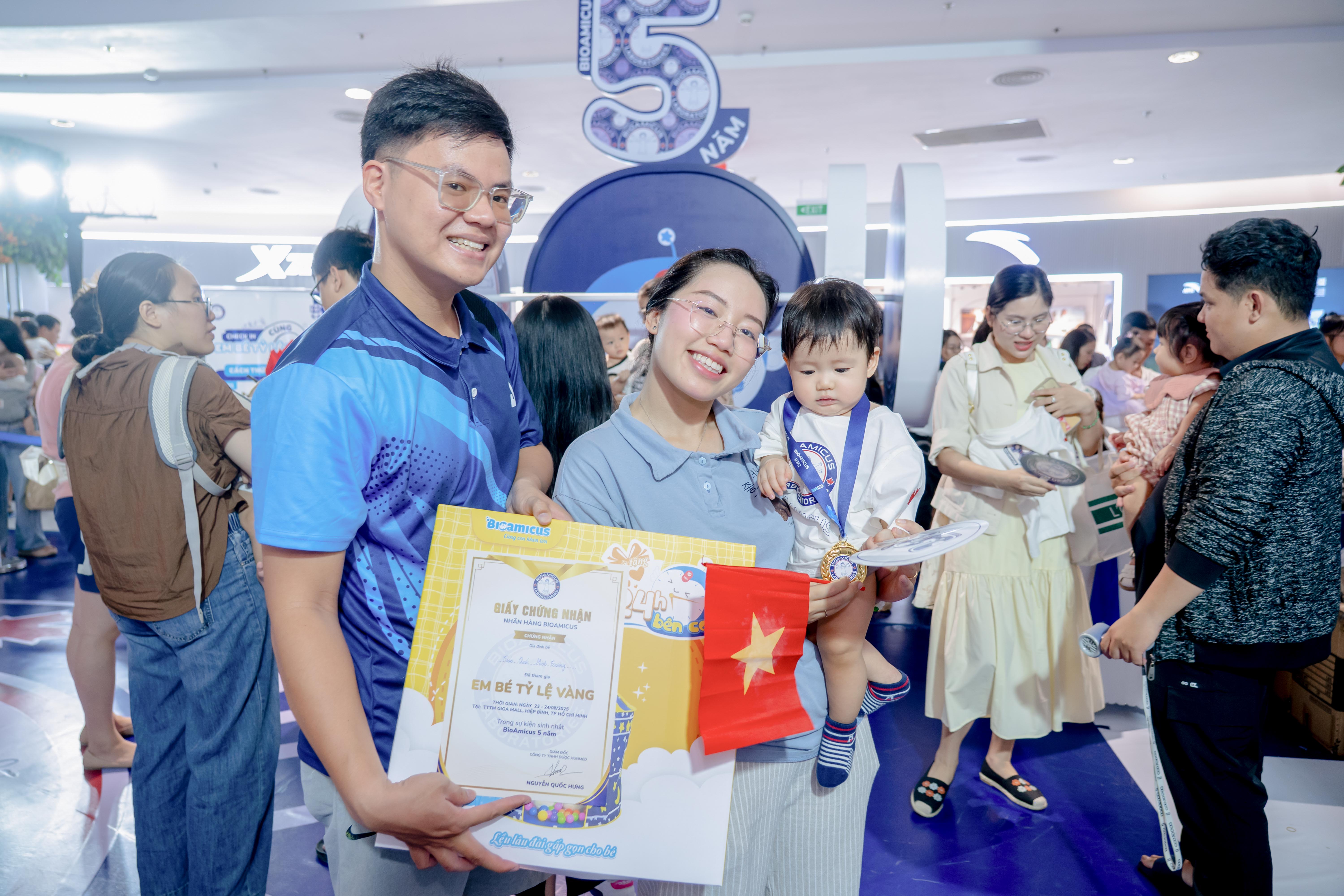 Quà tặng dành cho các Em bé cử tạ