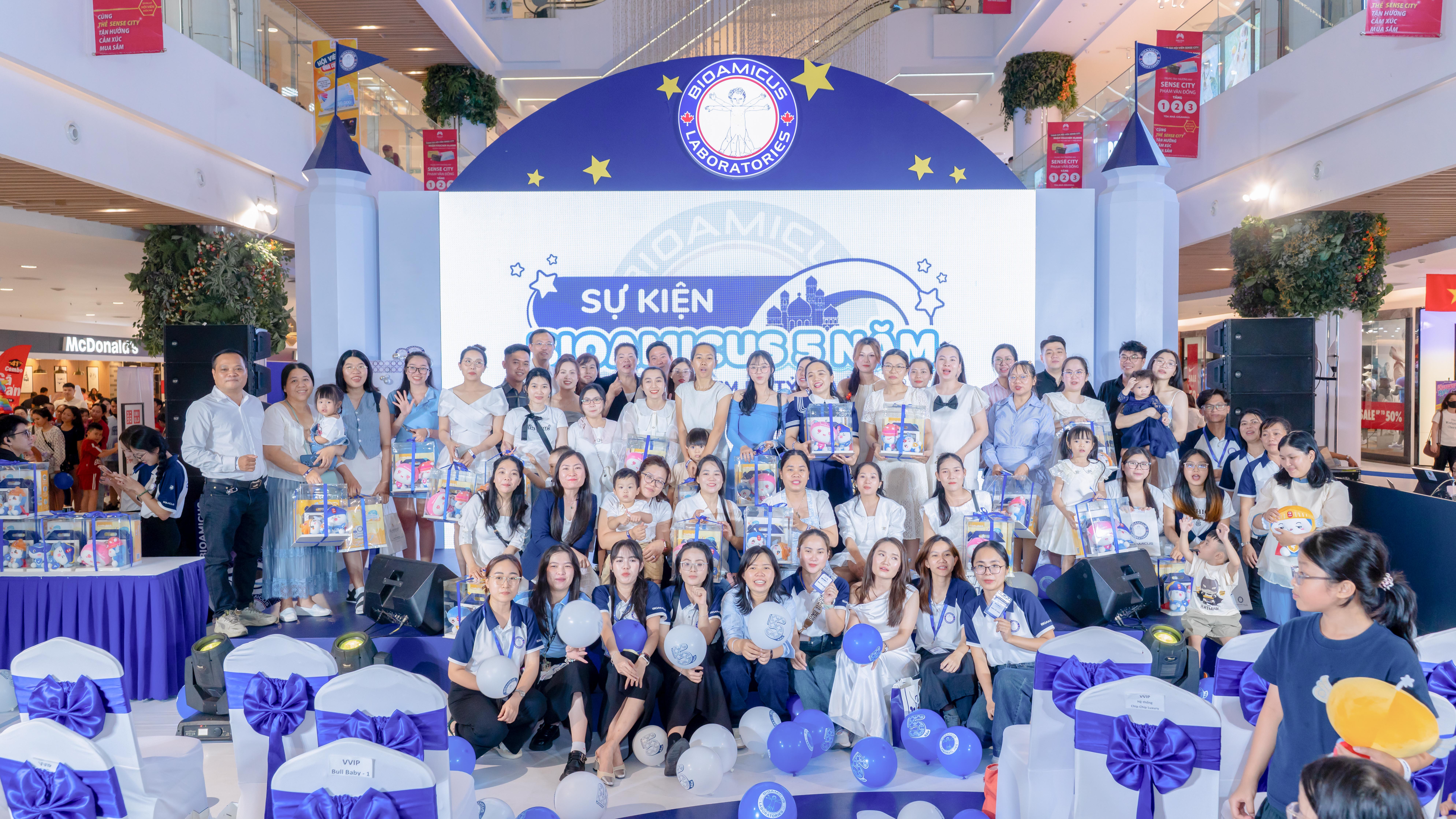 Sinh nhật “BioAmicus 5 năm” tại TP. Hồ Chí Minh. Cảm xúc thăng hoa. Thành công bùng nổ