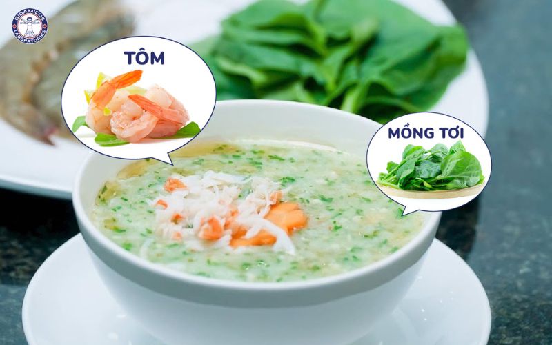 cháo tôm mồng tơi trị táo bón cho trẻ
