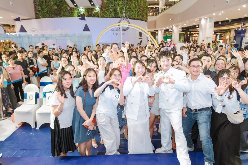 Đêm tiệc tri ân “BioAmicus 5 năm - Nuôi dưỡng em bé tỷ lệ vàng” đầy xúc động tại Aeon Mall Hà Đông