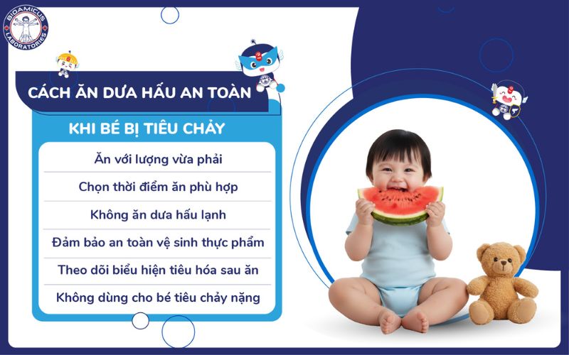 C&aacute;ch ăn dưa hấu an to&agrave;n khi trẻ bị ti&ecirc;u chảy