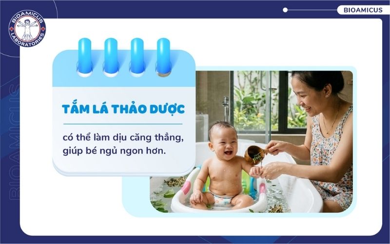 Mẹo tắm l&aacute; thảo dược trị kh&oacute;c đ&ecirc;m