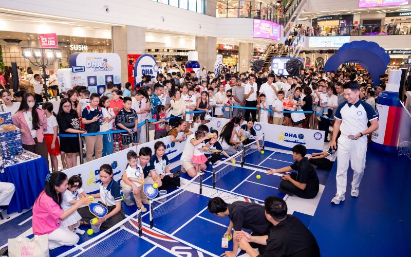 Giải đấu Pickleball nh&iacute; - s&acirc;n chơi phối hợp kh&eacute;o l&eacute;o giữa b&eacute; v&agrave; ba mẹ 