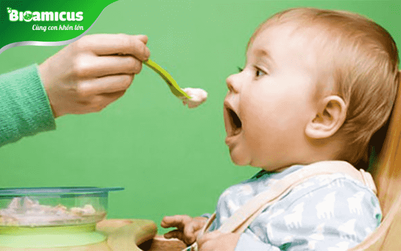 dinh dưỡng tăng chiều cao cho trẻ từ 1 tuổi